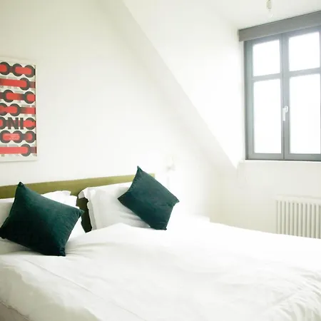 Base - Kreuzberg Apartment