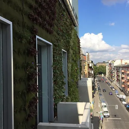 Base - Kreuzberg Apartment